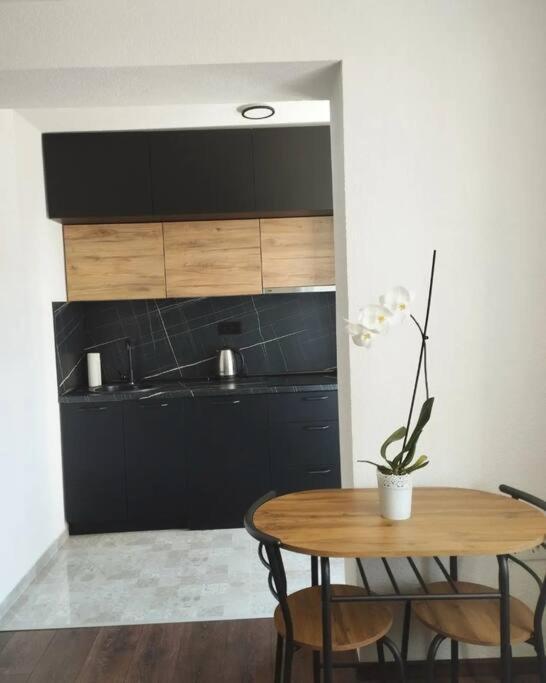 Zeid City Center Apartment Szarajevó Kültér fotó
