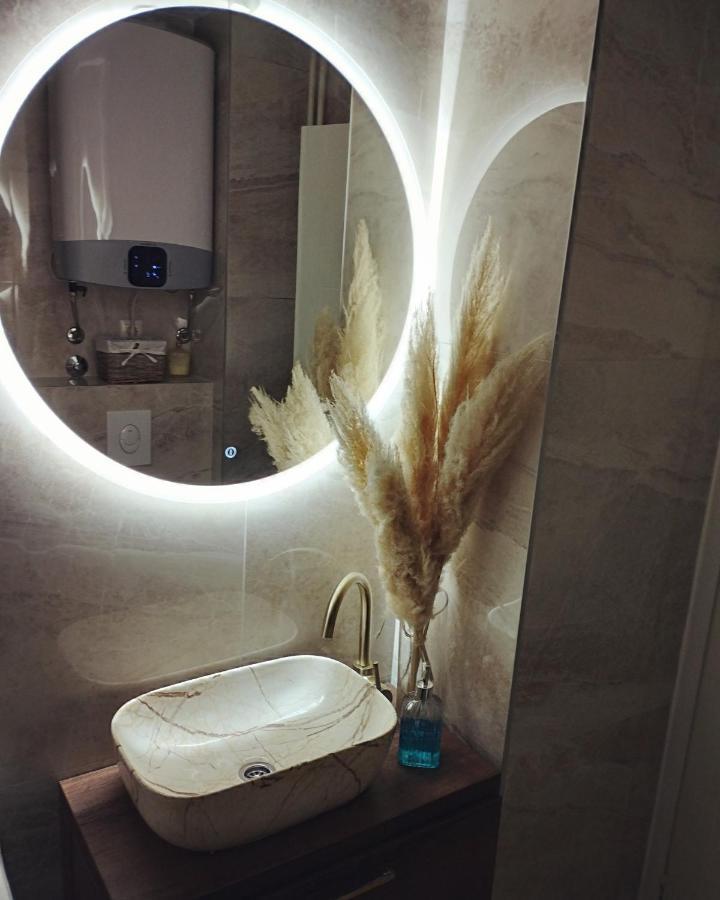 Zeid City Center Apartment Szarajevó Kültér fotó